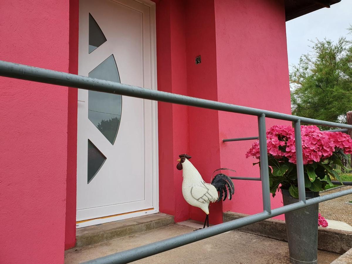 Gite De La Maison Du L.A.C Simard Dış mekan fotoğraf